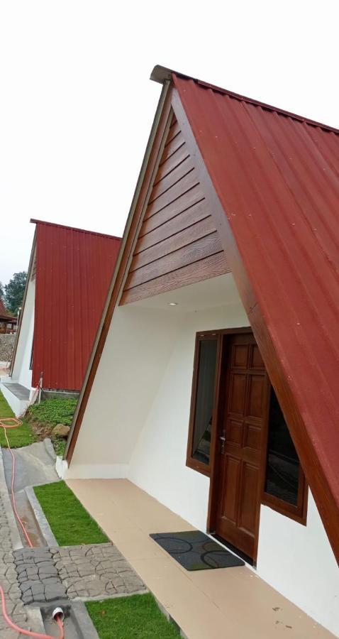 Joglo Kumpul Resort Cangkiran Exterior photo
